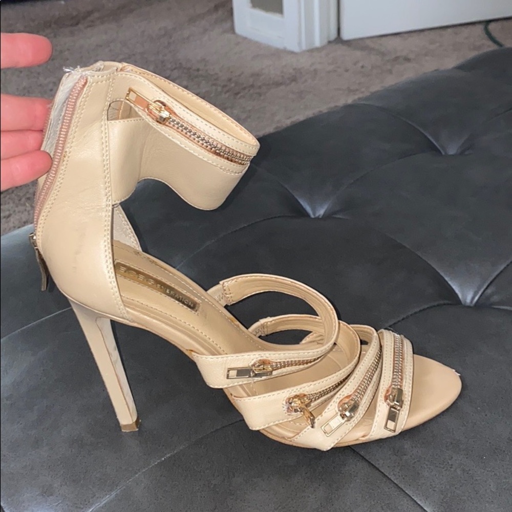 high ankle heel with fashion zippers